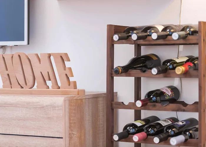 Porta Aurea Sunny * 풀라