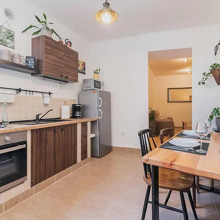 Porta Aurea Sunny Apartment